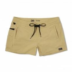 Apparel Essentials Collection Traverse Hybrid Fishing Shorts - Women's